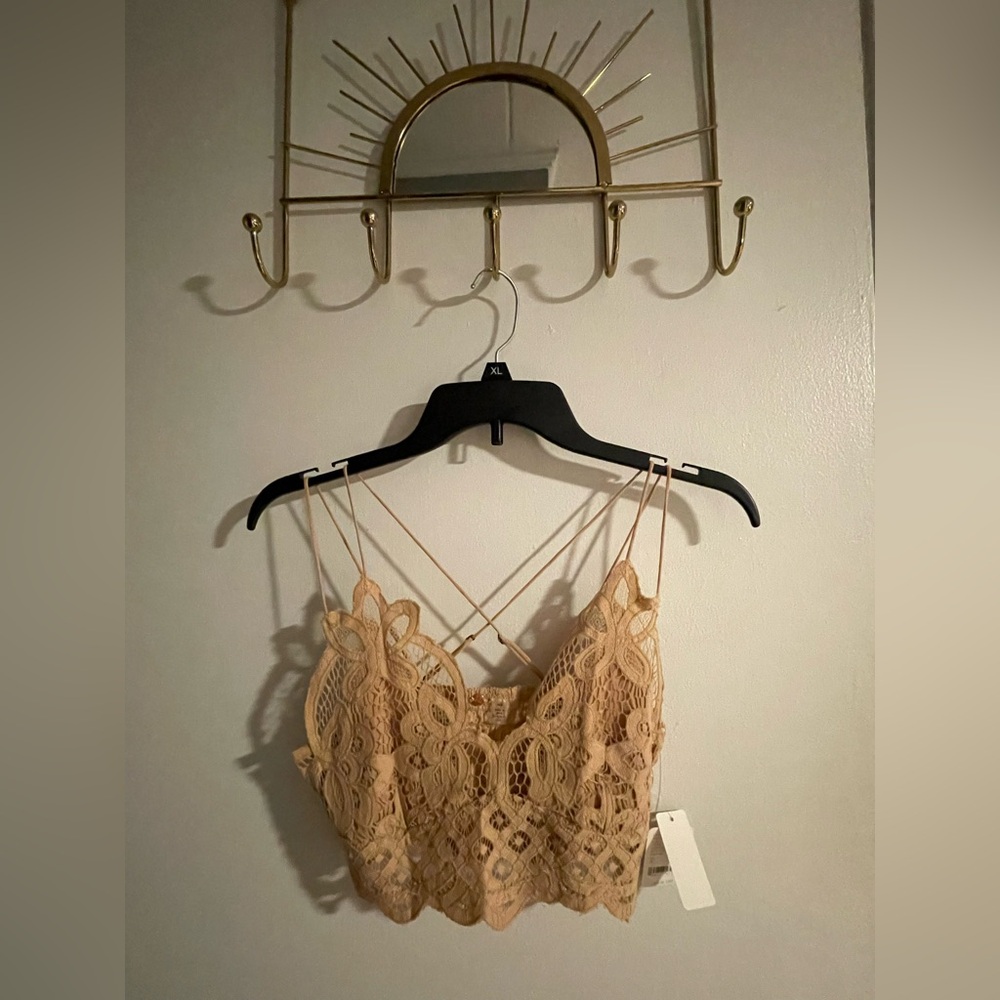 Free People Adella Bralette NWT - Picture 6 of 11